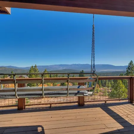 Grand Vista Lodge - 5 Bedroom With Stunning Views, Pool Table, Private Hot Tub & Hoa Pool!